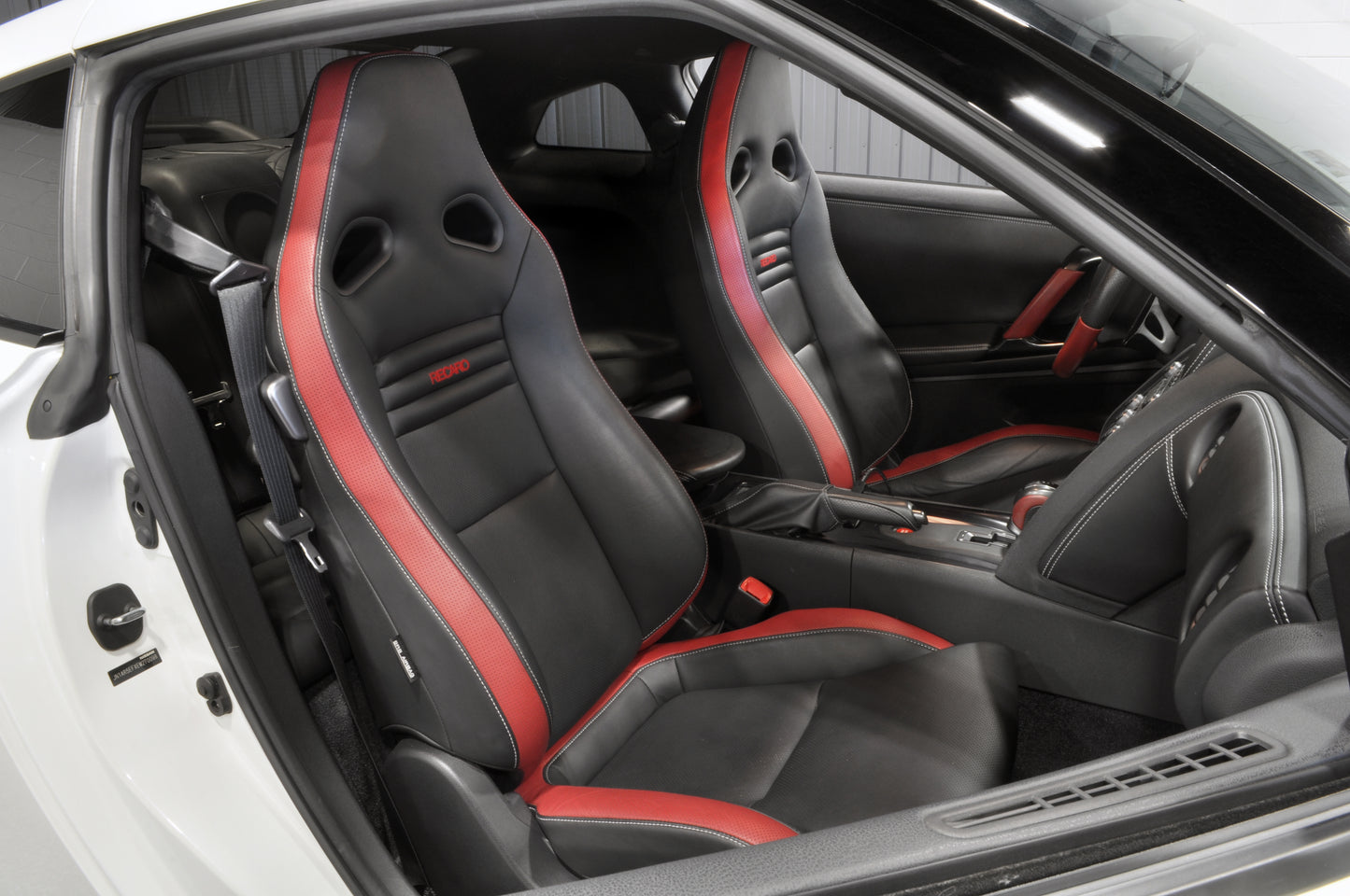 2014 Nissan R35 GTR Pearl White