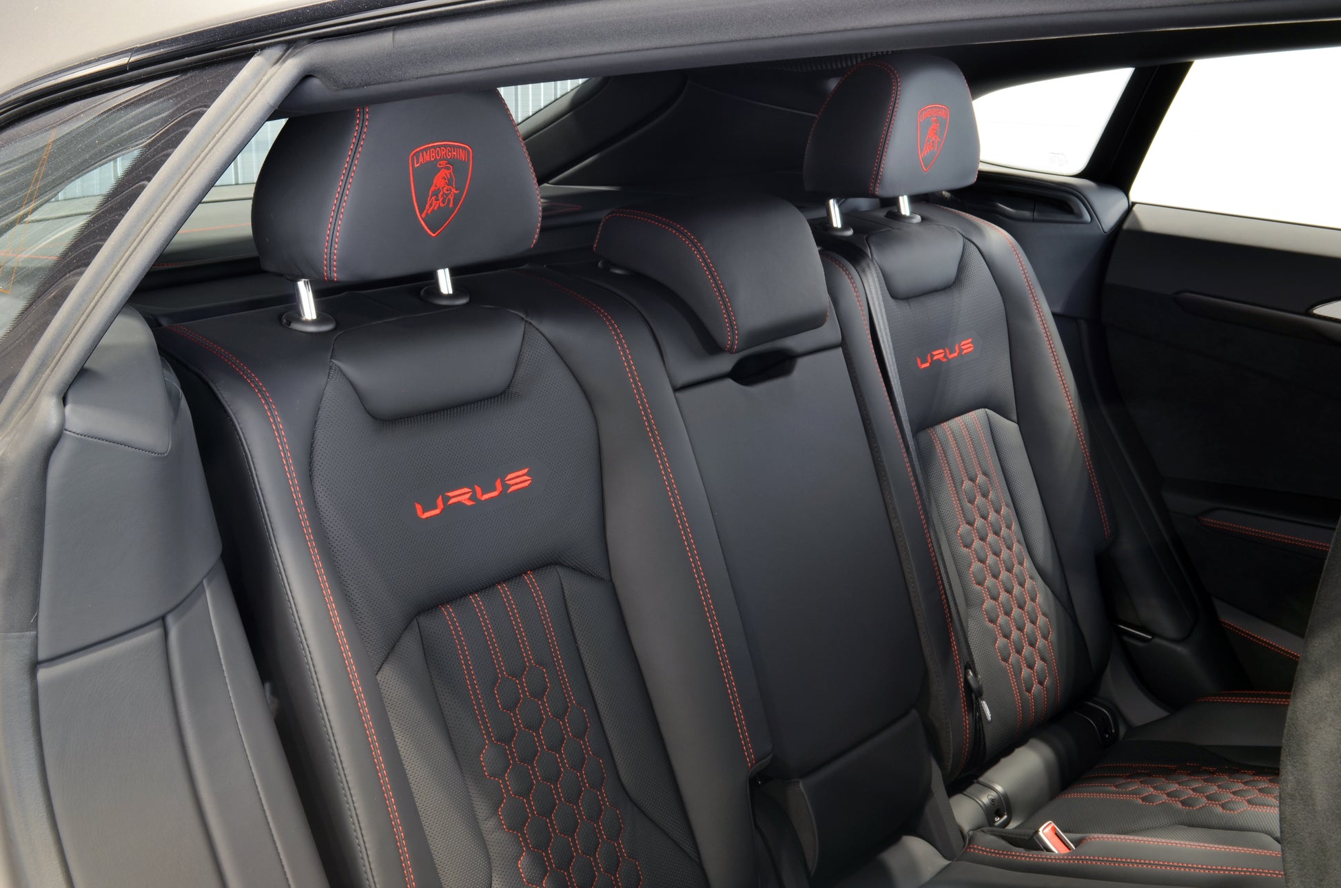 2024 Lamborghini Urus Performante