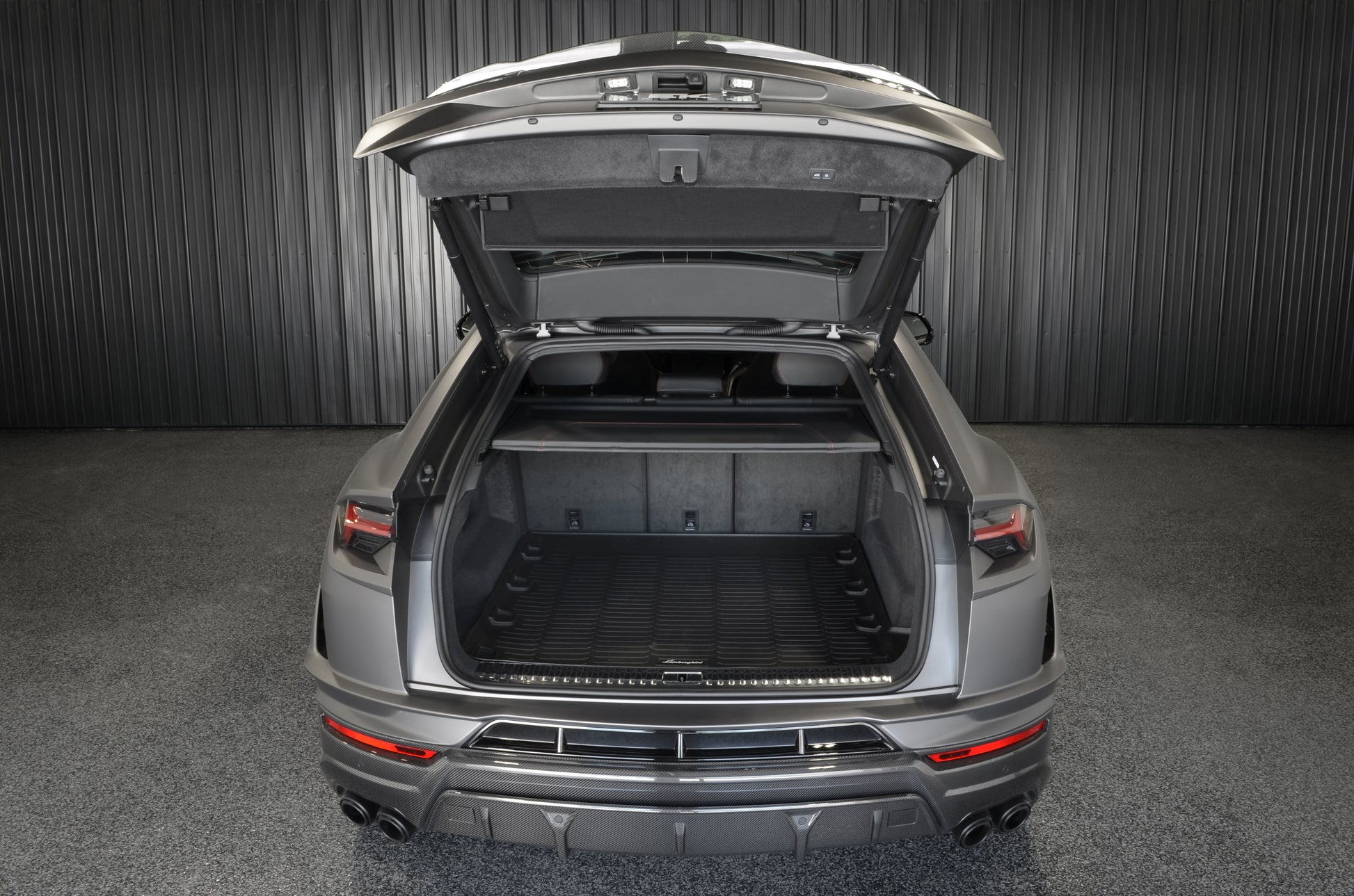 2024 Lamborghini Urus Performante