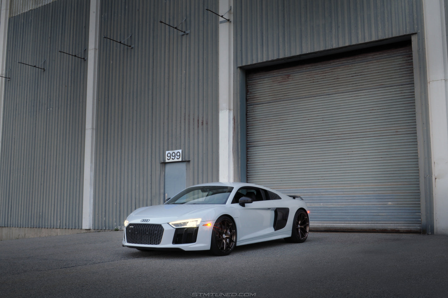 (SOLD) 2017 Audi R8 Suzuka Grey