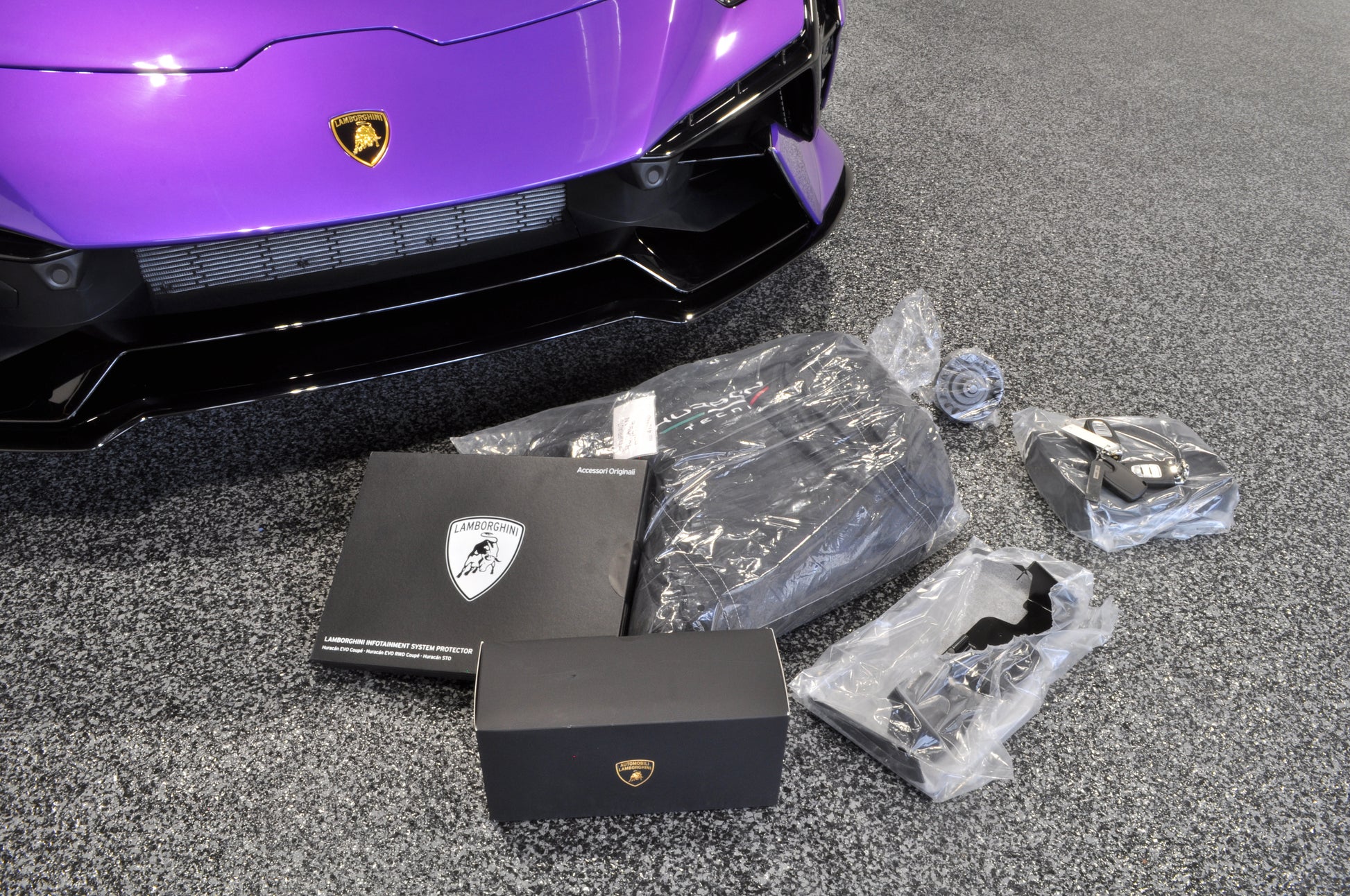 2023 Lamborghini Huracan Tecnica Viola Pasifae