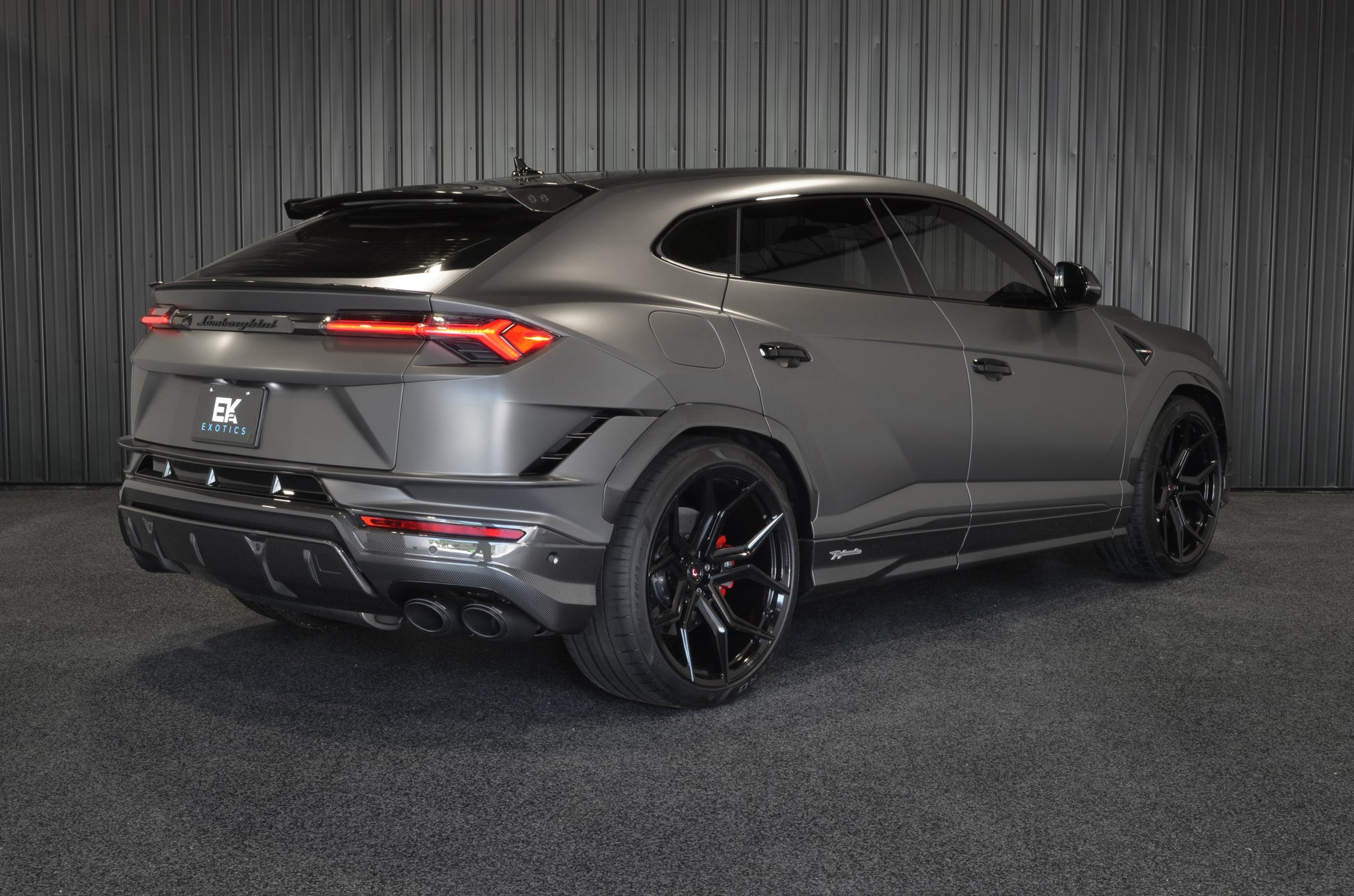 2024 Lamborghini Urus Performante