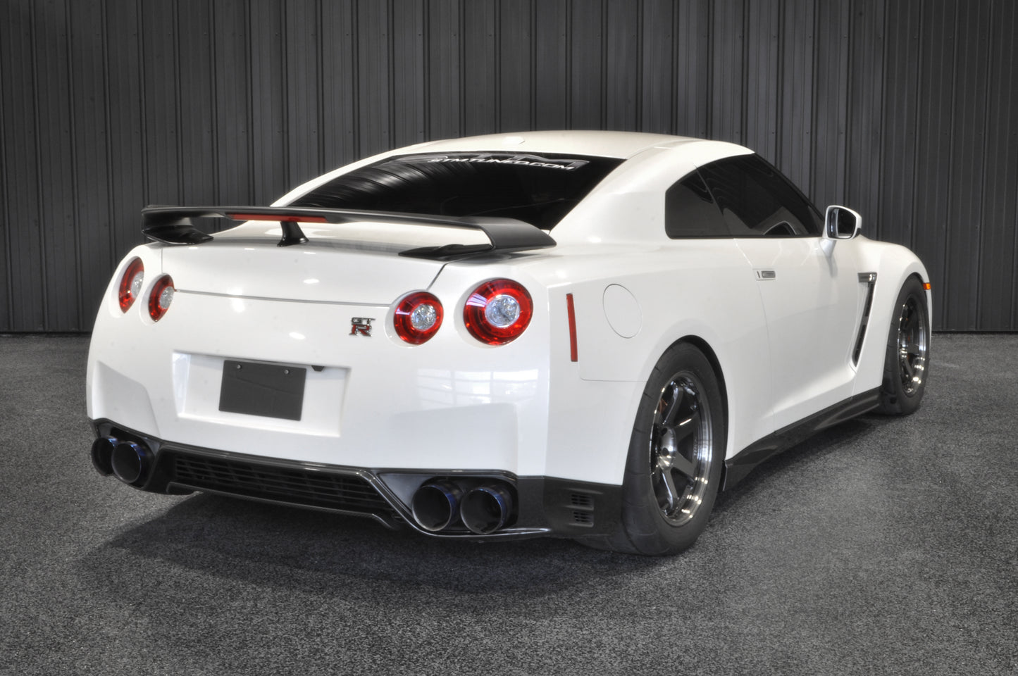 2014 Nissan R35 GTR Pearl White
