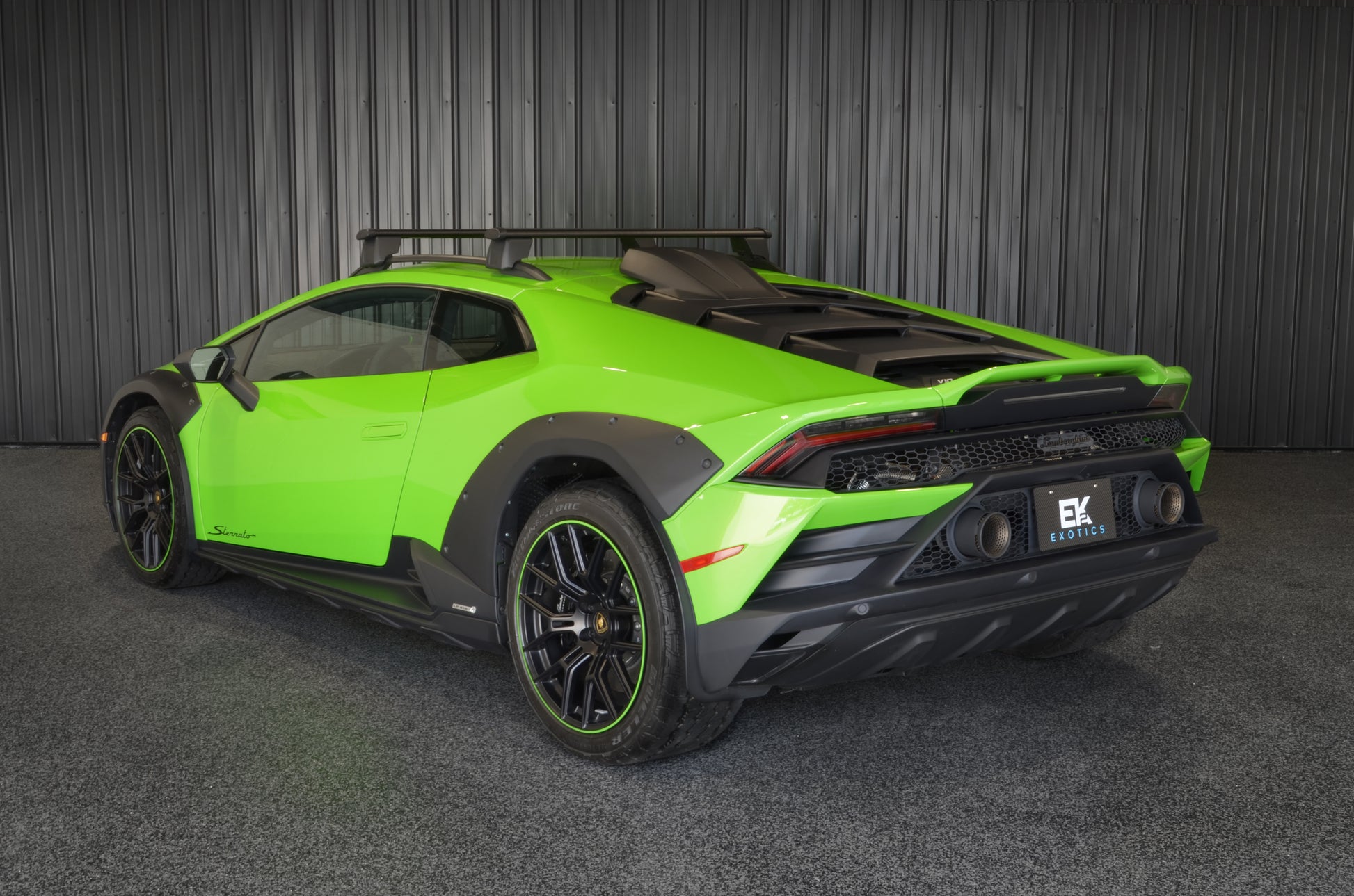 2023 Lamborghini Huracan Sterrato Verde Mantis Green
