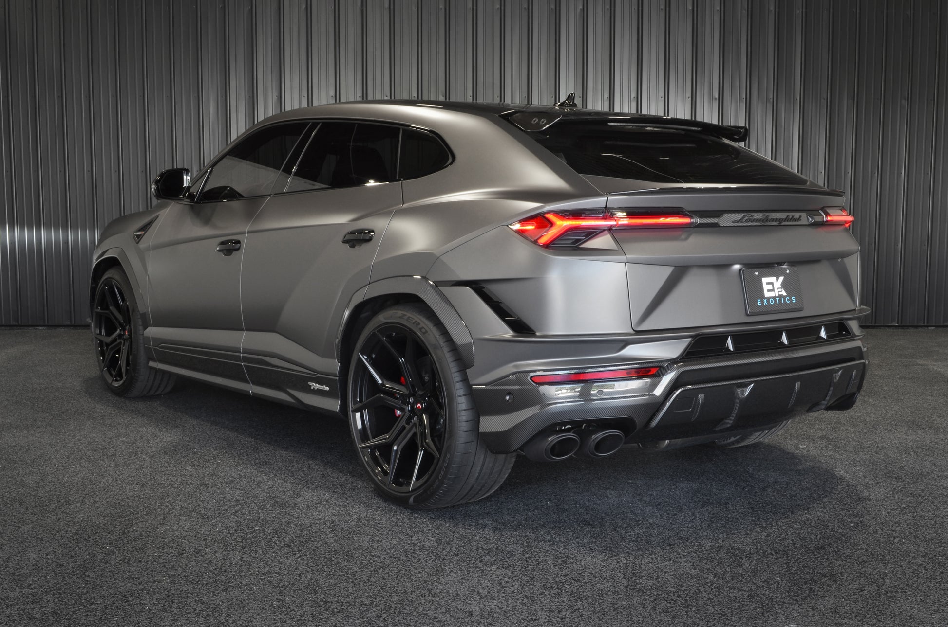 2024 Lamborghini Urus Performante