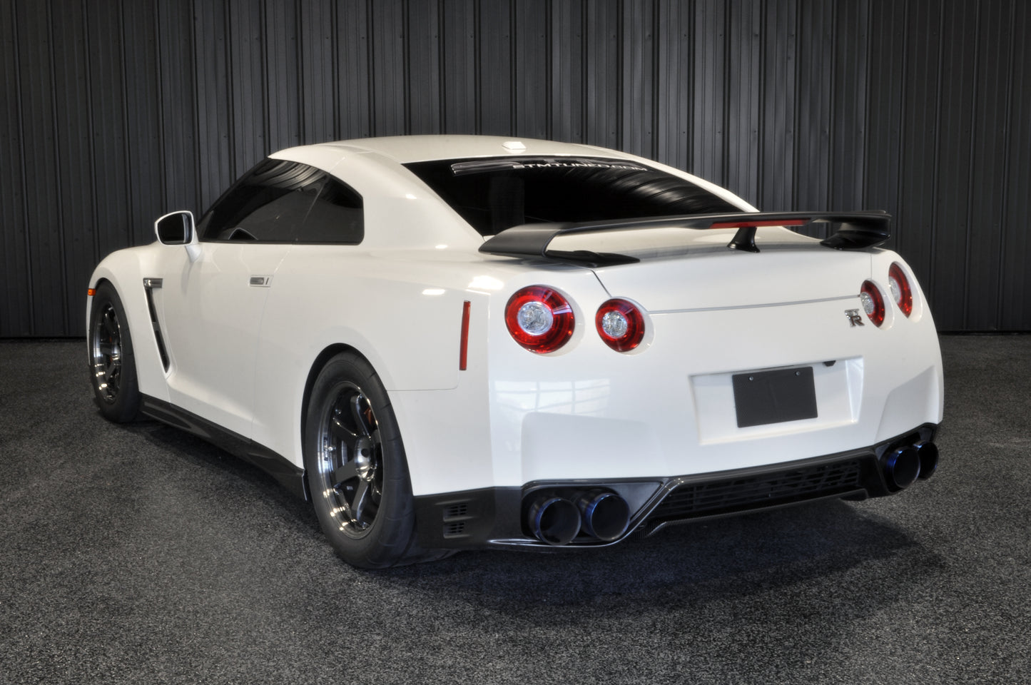 2014 Nissan R35 GTR Pearl White