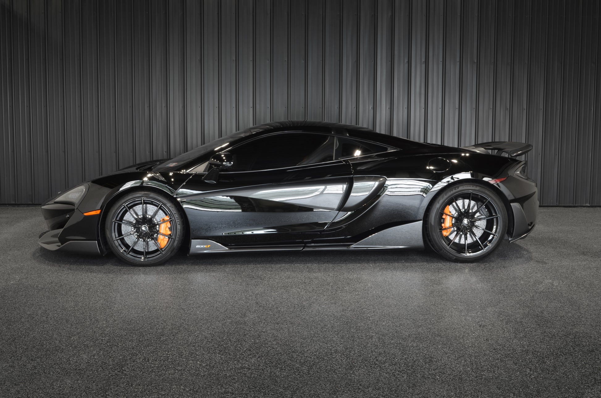 2019 McLaren 600LT Cosmos Black