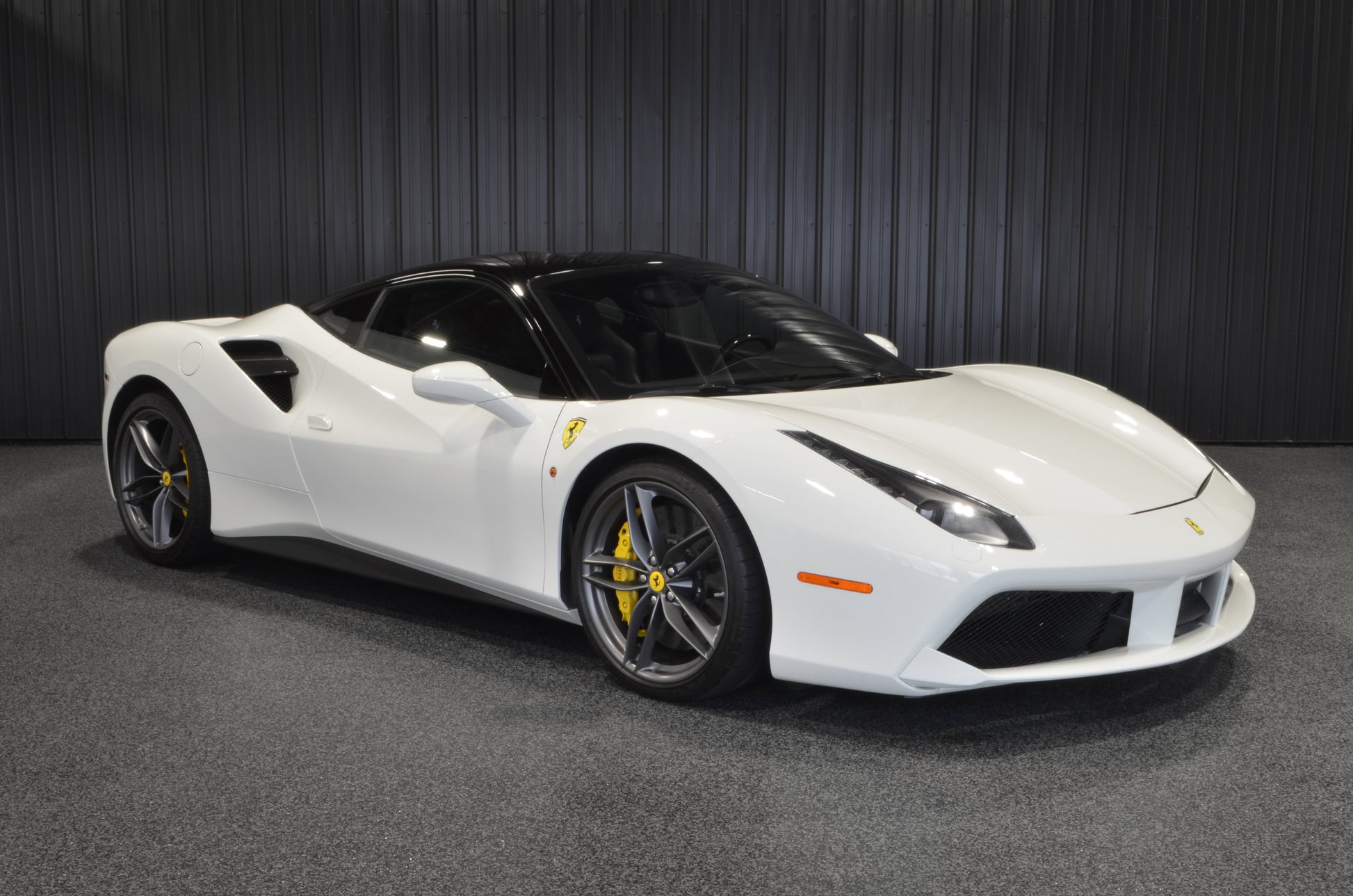 2016 Ferrari 488 GTB White front quarter