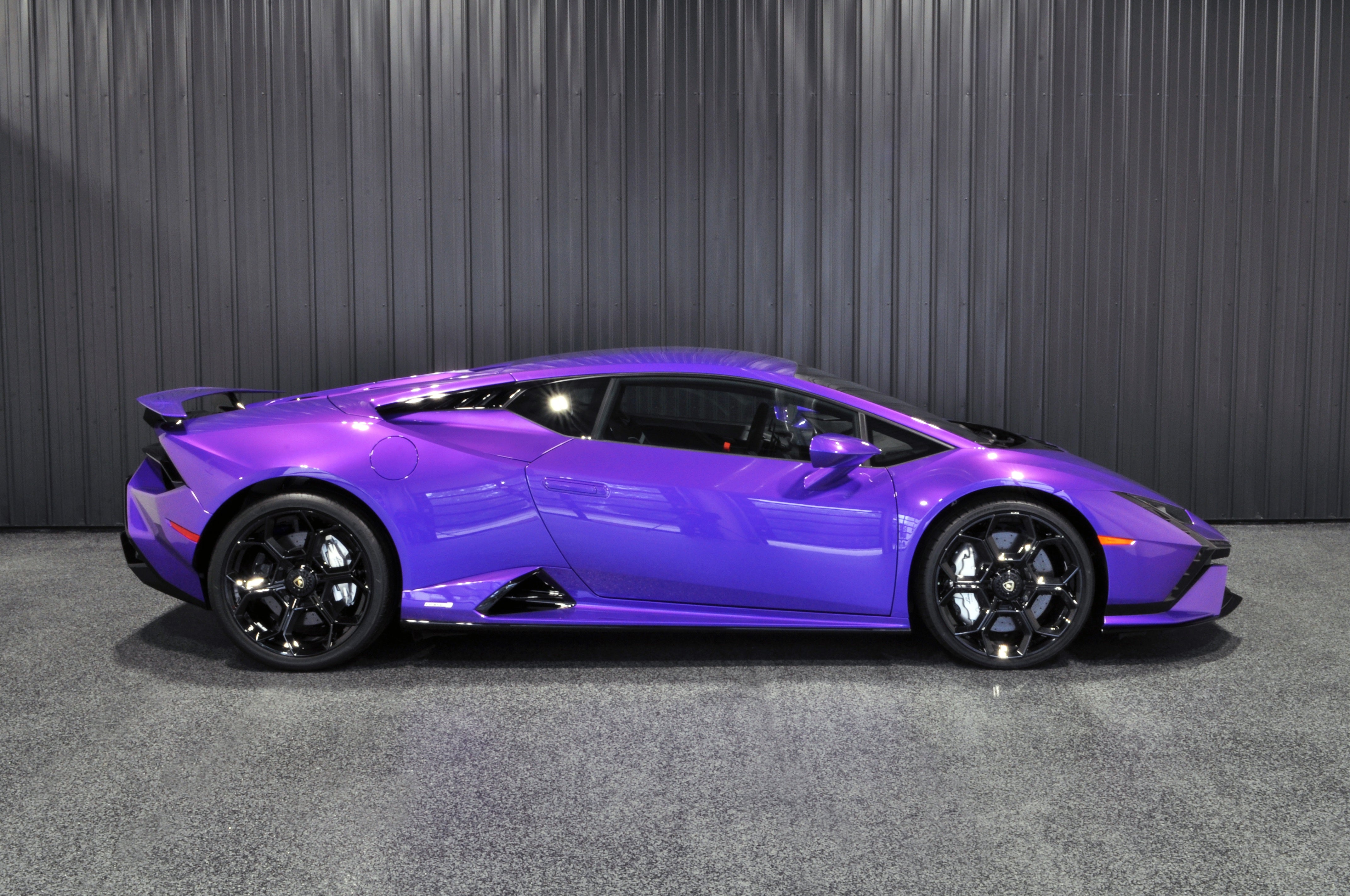 2023 Lamborghini Huracan Tecnica Viola Pasifae – EK2 Exotics